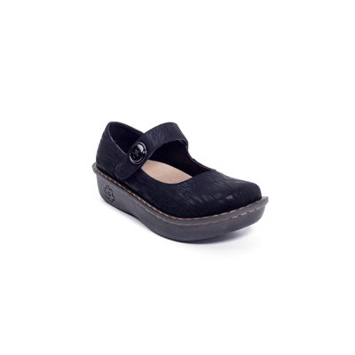 Jane Nursing Shoe in Tuxedo